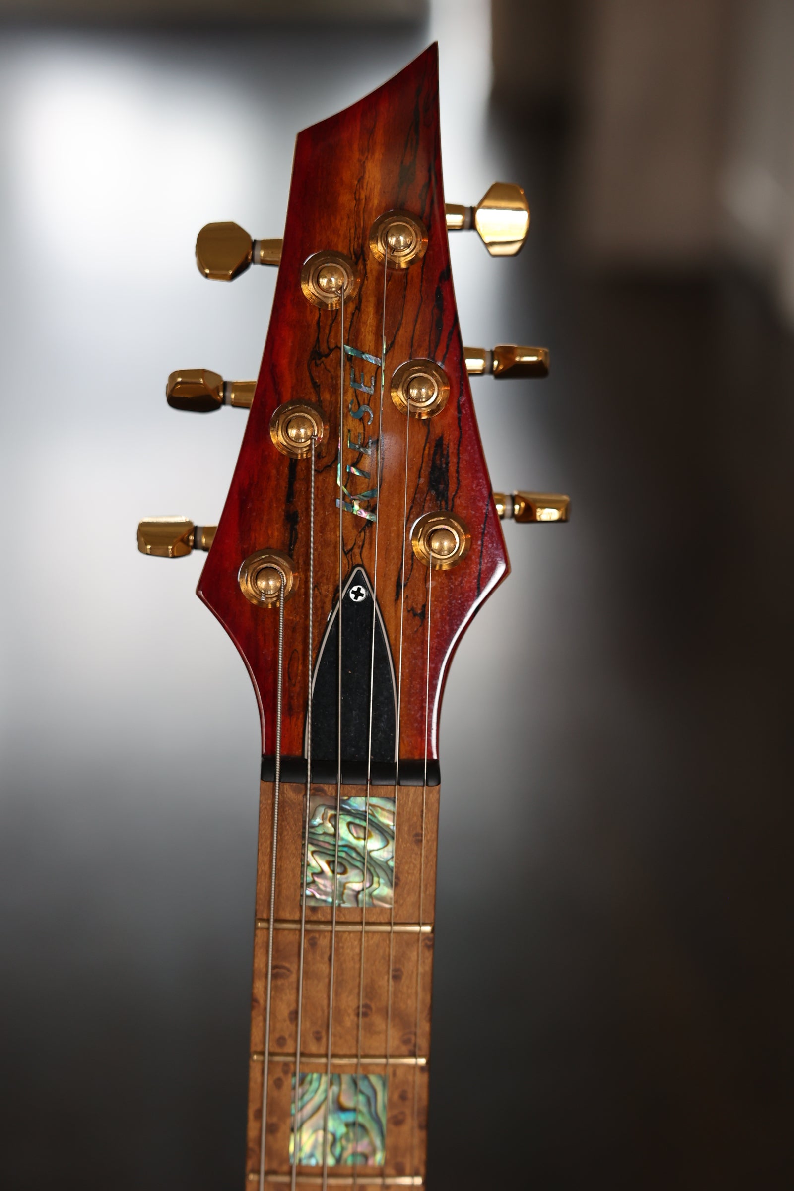 Custom Kiesel C6H Crescent – Spalted Maple Top, Abalone Inlays, Gold Hardware (2021)